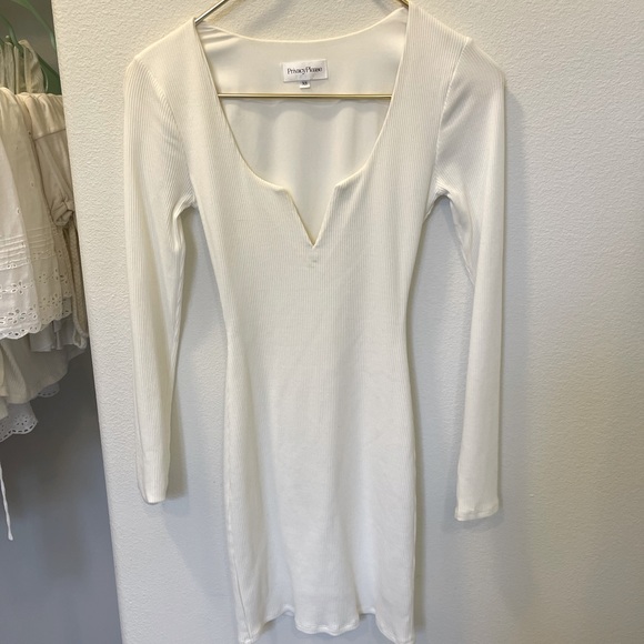 🤍White Long Sleeve Mini Dress - Picture 1 of 5